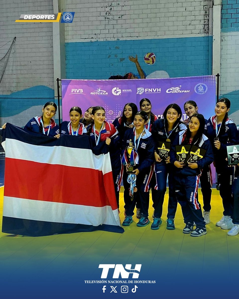 TNH2026's tweet photo. #TNHDeportes 🇭🇳Honduras se queda con el subcampeonato en una final de infarto ante Guatemala en el Centroamericano de Voleibol Femenino Sub-17.
Autoridades de @condeporhondura , #Condepah y la Federación Hondureña de Voleibol, entregaron los premios grupales como individuales. https://t.co/gULqmkJ3sJ