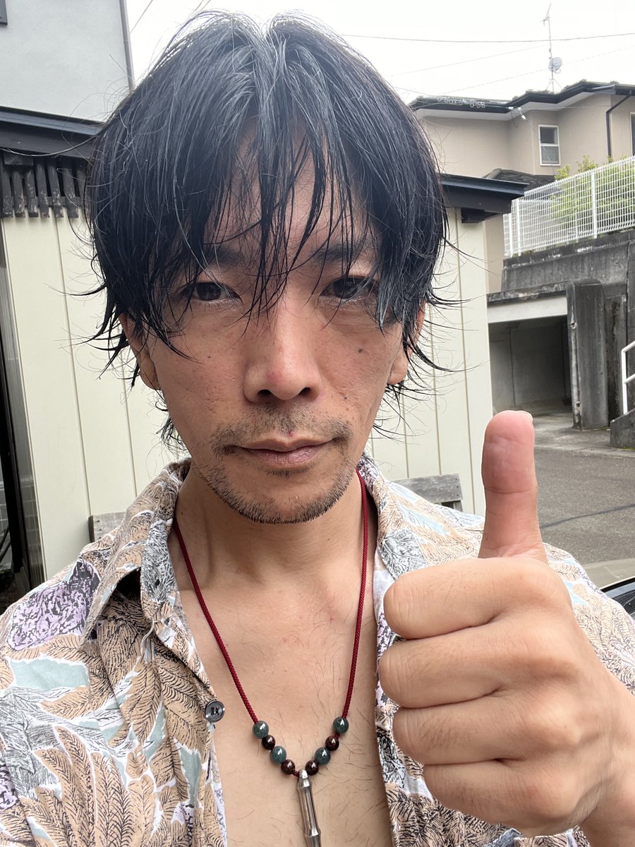 Tr1Ktz's tweet photo. 完工！
床下を匍匐前進してると、カマドウマやらザトウムシやらが顔にピョンピョン飛んできて最悪すぎたんだけど、なんとかやり遂げた！えらい！
速攻シャワーで虫全部流した！

業者に頼むと15万くらいするから今日のワイは焼肉に値する https://t.co/WJdx2840PW