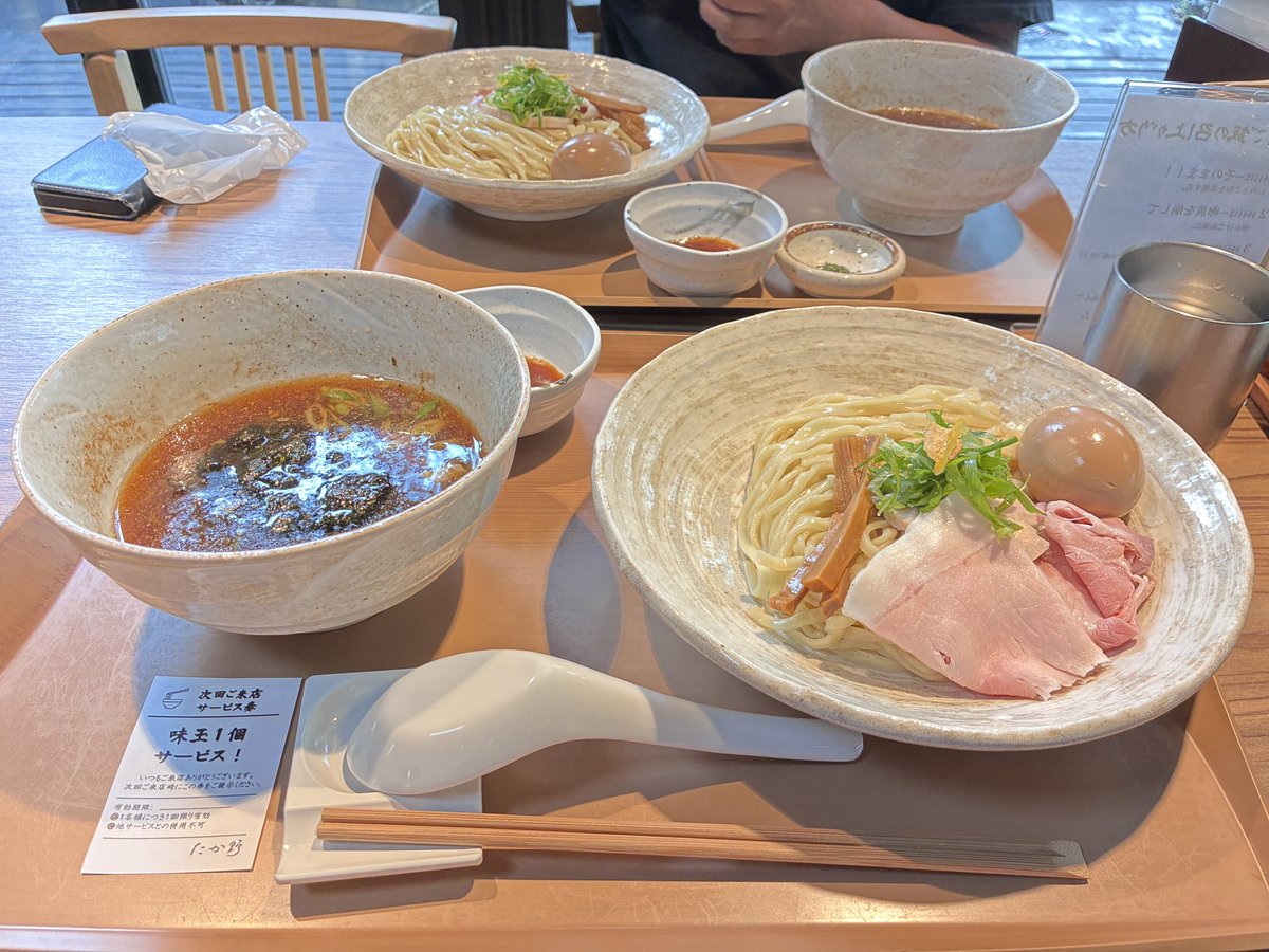 beni06481848's tweet photo. 小布施の中華蕎麦たか野さん。
人気店でいつも駐車場いっぱいだけど、この日は空いててラッキーした！
山椒つけ蕎麦。
良いお店です♪
#標高1500mの暮らし https://t.co/TPhTHmwetd