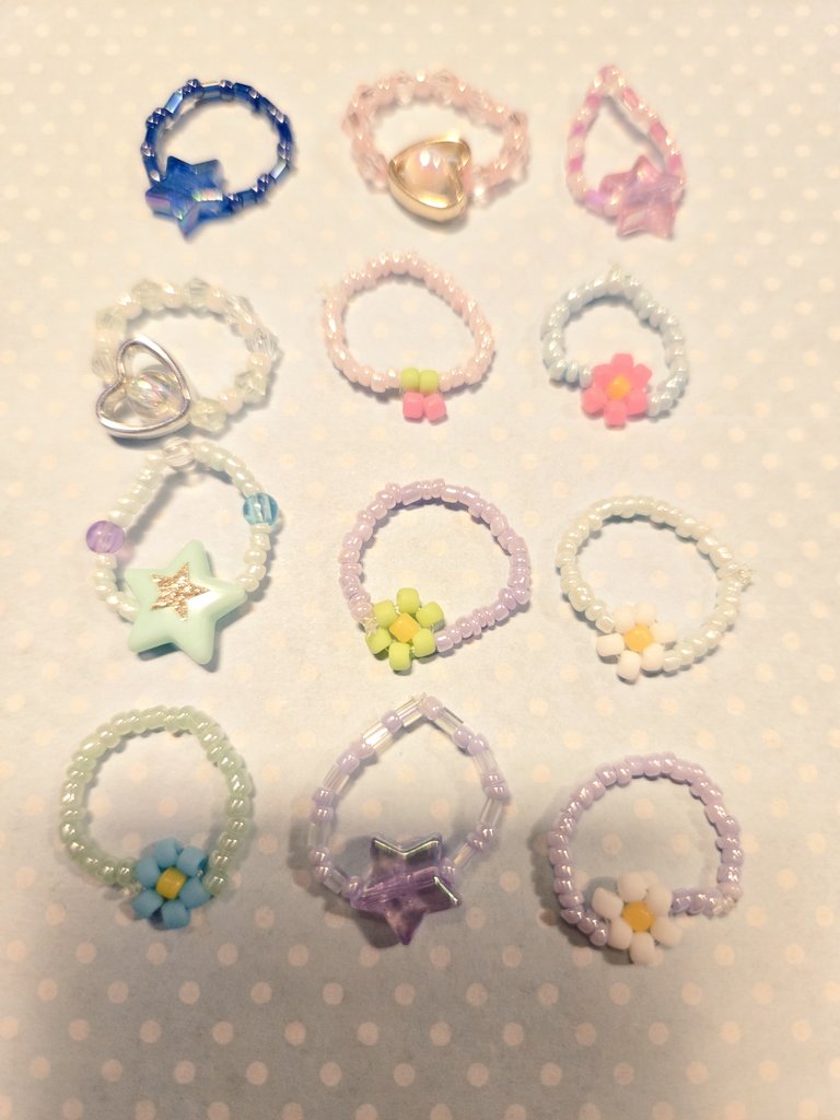 ukr_ism's tweet photo. ビーズゆびわくじ✨💍✨
何が当たるかはお楽しみ～🌼
もう少し増える予定…
#kachou https://t.co/msSP2Pcg63