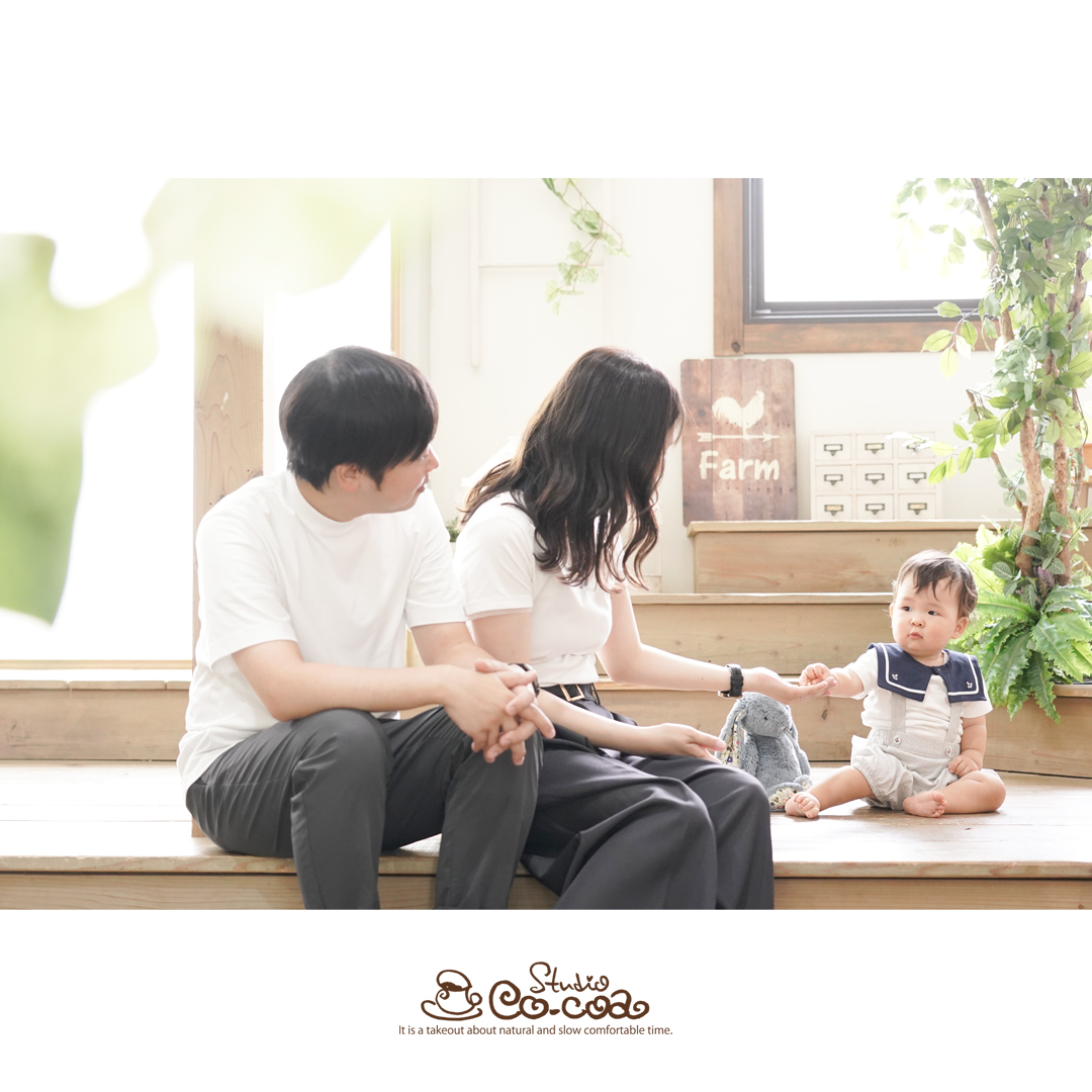 studiococoa's tweet photo. 今この形の家族でいられるのは今だけかもしれない📸いつかが来る前に今日の家族をそのまま残しませんか✨スタジオ・ロケーションどちらも対応🌿毎年の記念を「ashiato」プランで💛
▶ 詳細はこちら https://t.co/kayPejoJ3H
📅ご予約 https://t.co/tATj0mG93v

#つくば市 #フォトスタジオcocoa https://t.co/nmpk03Yfro