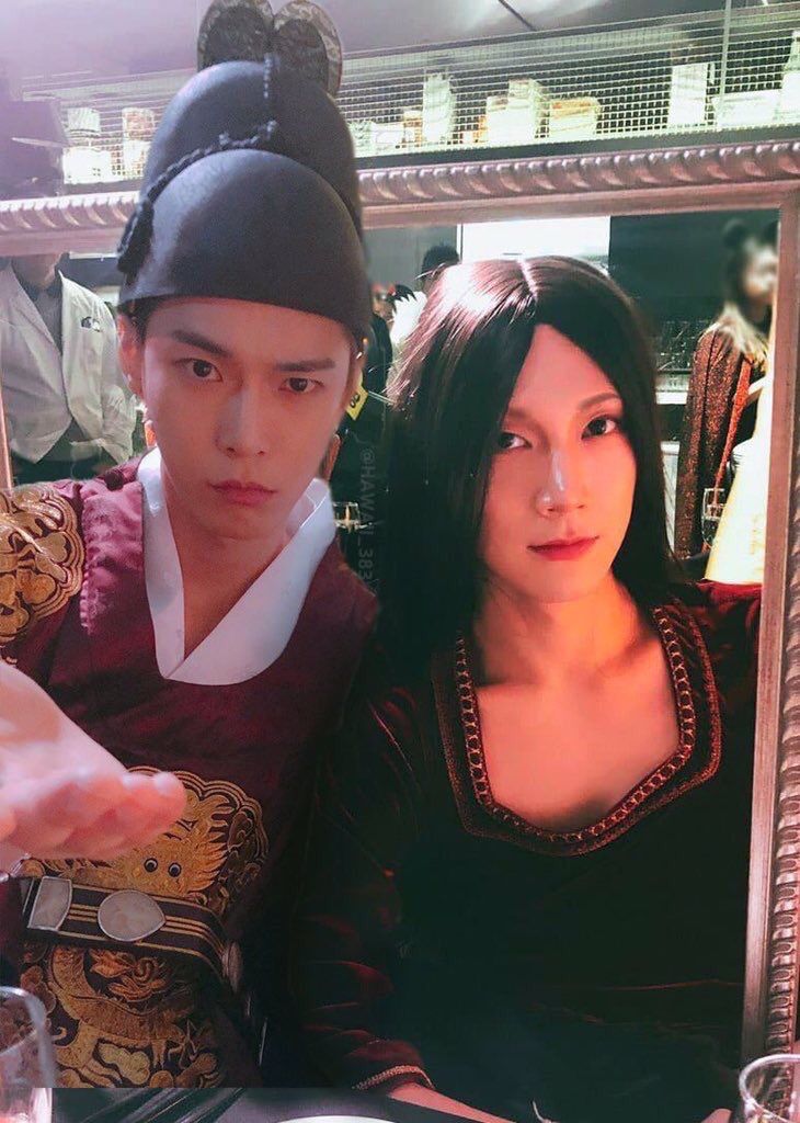 kdy21s's tweet photo. they really just did whatever back then https://t.co/Vyq5XuYsoB