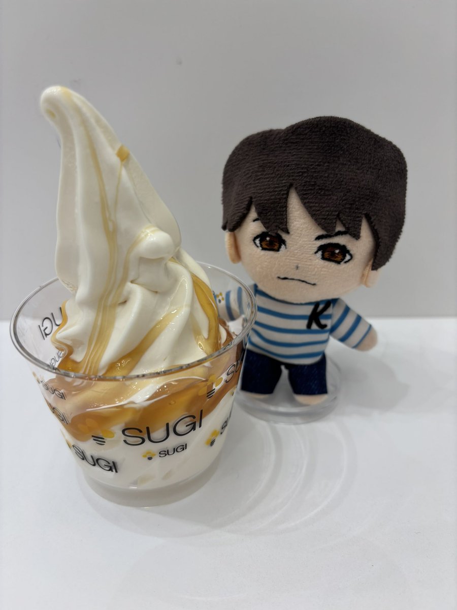 Pooh_misuzu's tweet photo. 久しぶりのレイク
色々と見て買い物を

ずっと気になっていた
オリジナルスマホケース自販機
作ってみました

そして最後に杉養蜂園  へ
店員のお兄さん、とても親切でした https://t.co/LVqgiibTt2