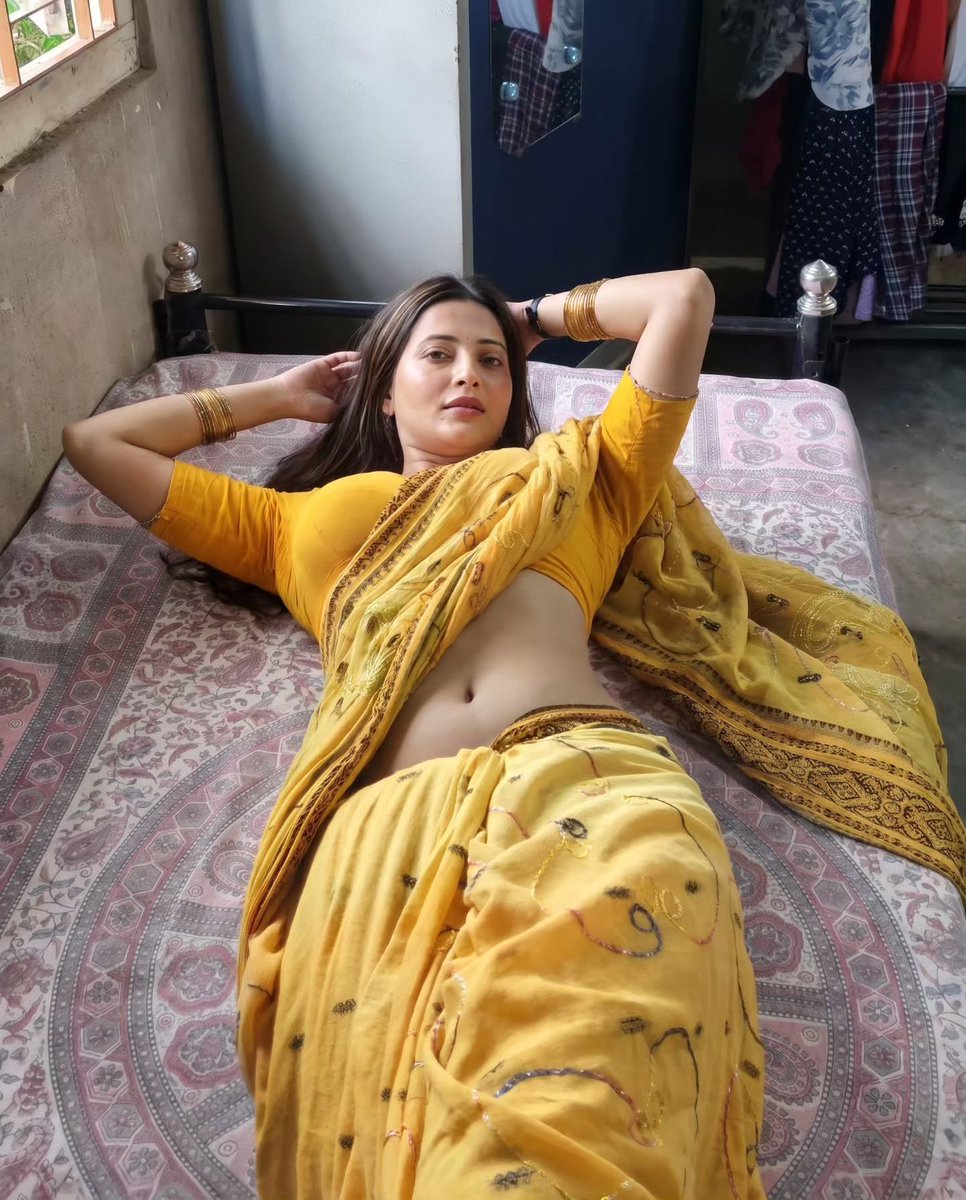 AmbikaVallavan's tweet photo. Guess the actress name part3
.
.
.
.
.
.
#hot #tamil #telugu #mallu https://t.co/Mg08pcxBEq