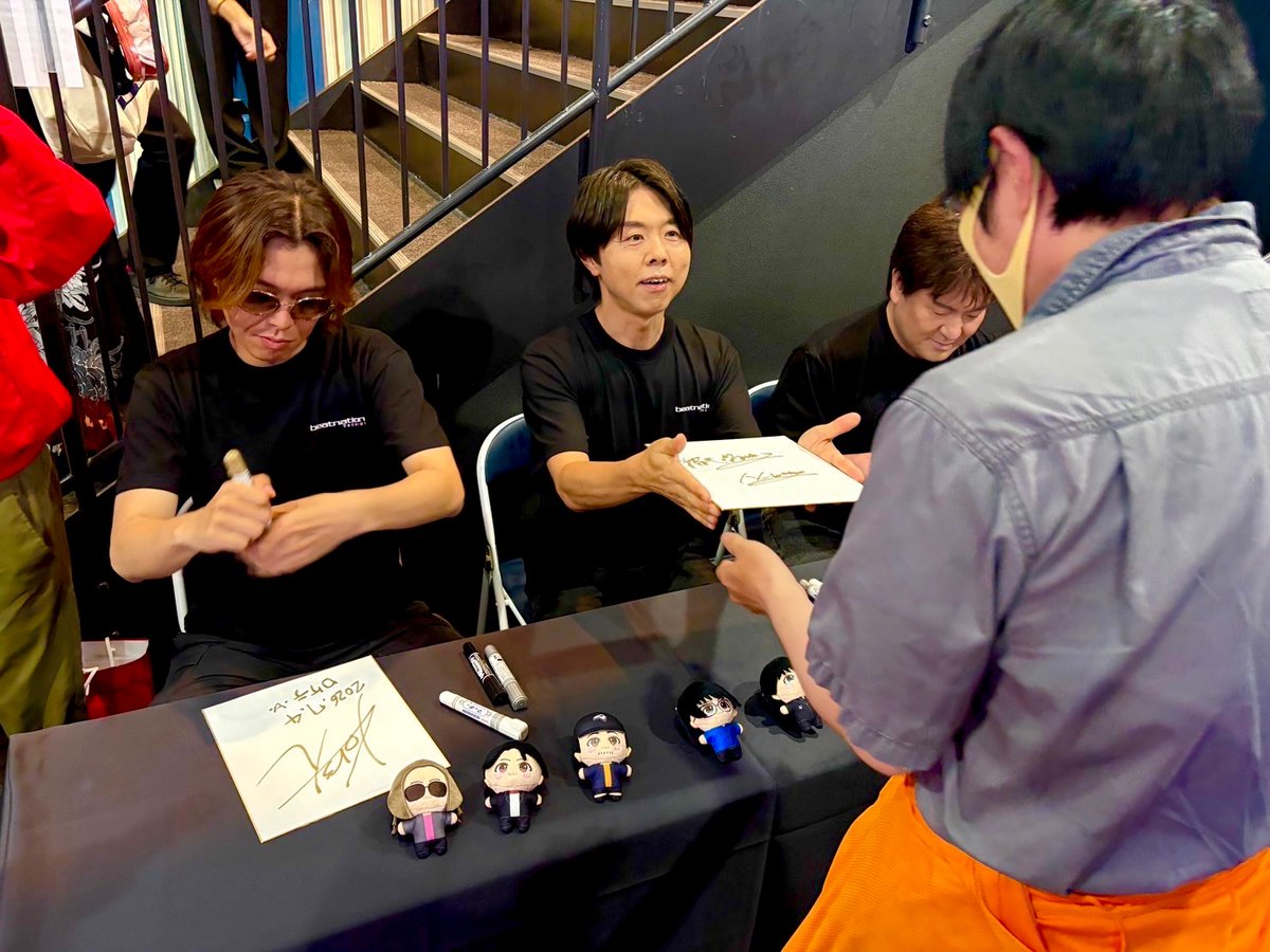S2TB_korsk's tweet photo. beatnationサイン会大阪！
二日間ありがとうございました！
みんな会いに来てくれてとても嬉しかったです！
IIDX34 ZINRAI、お楽しみに！ https://t.co/n60ZlHXO4N