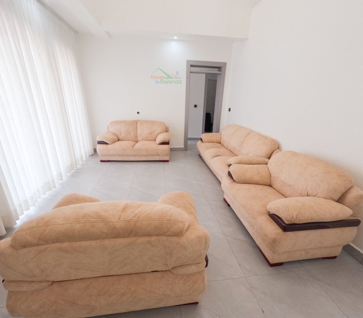 HouseInRwanda's tweet photo. 🏠Kigali Cozy Fully Furnished Modern House for Rent in Kibagabaga🆕

💰Price: 4,300,000 Rwf /month 
🛏️Bedrooms:6
🛀Bathrooms:5
✅Furnished: Yes
🅿️Parking
For more details 👇
https://t.co/MRlv8lMmiC 
#houseinrwanda #apartments #rent 

Contact name:👨‍💼House in Rwanda https://t.co/mLGCtycBIJ