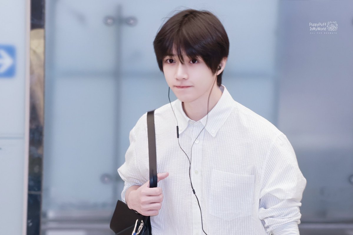 huerigyu's tweet photo. this marshmallow.. he needs to be munched on NOW 🥺🥺🥺🥺🥺🥺🥺 https://t.co/hUQka5SLrx