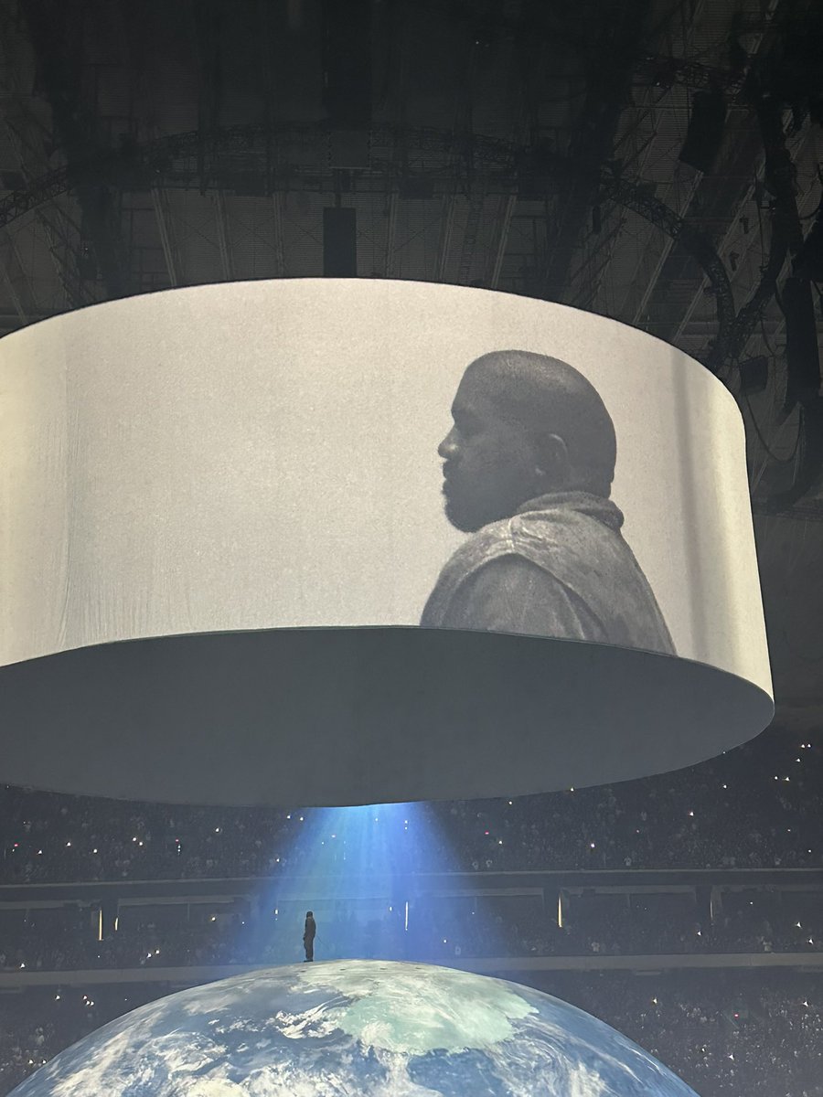isleofthenorth's tweet photo. @Bgr_Kanye https://t.co/mtGsk0Vwjz