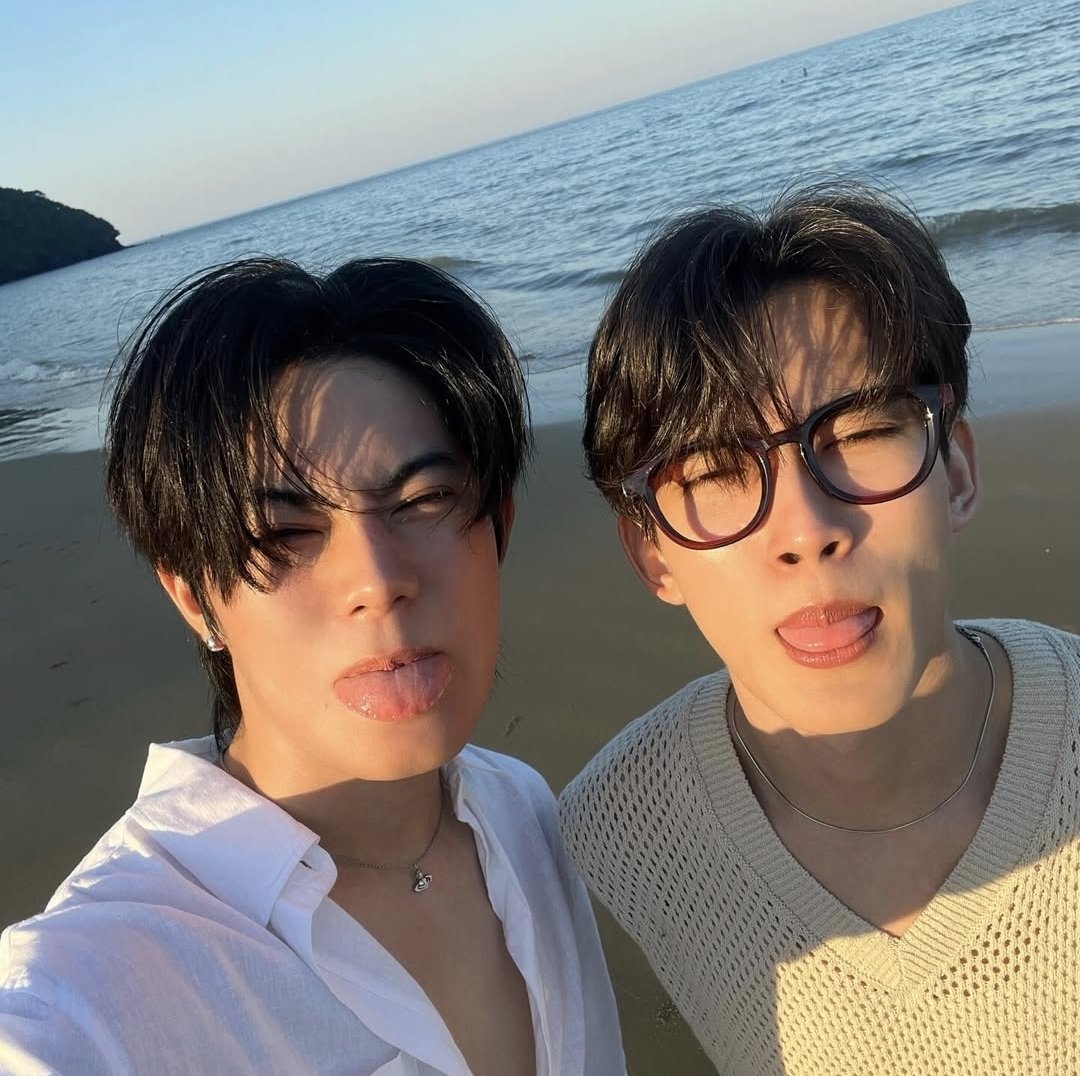 OhmFirstGermany's tweet photo. Day 4 
 I love silly photos so this

#30DaysOhmFirst
#OhmFirst  #โอมเฟริสท์ https://t.co/8IePN28Cce