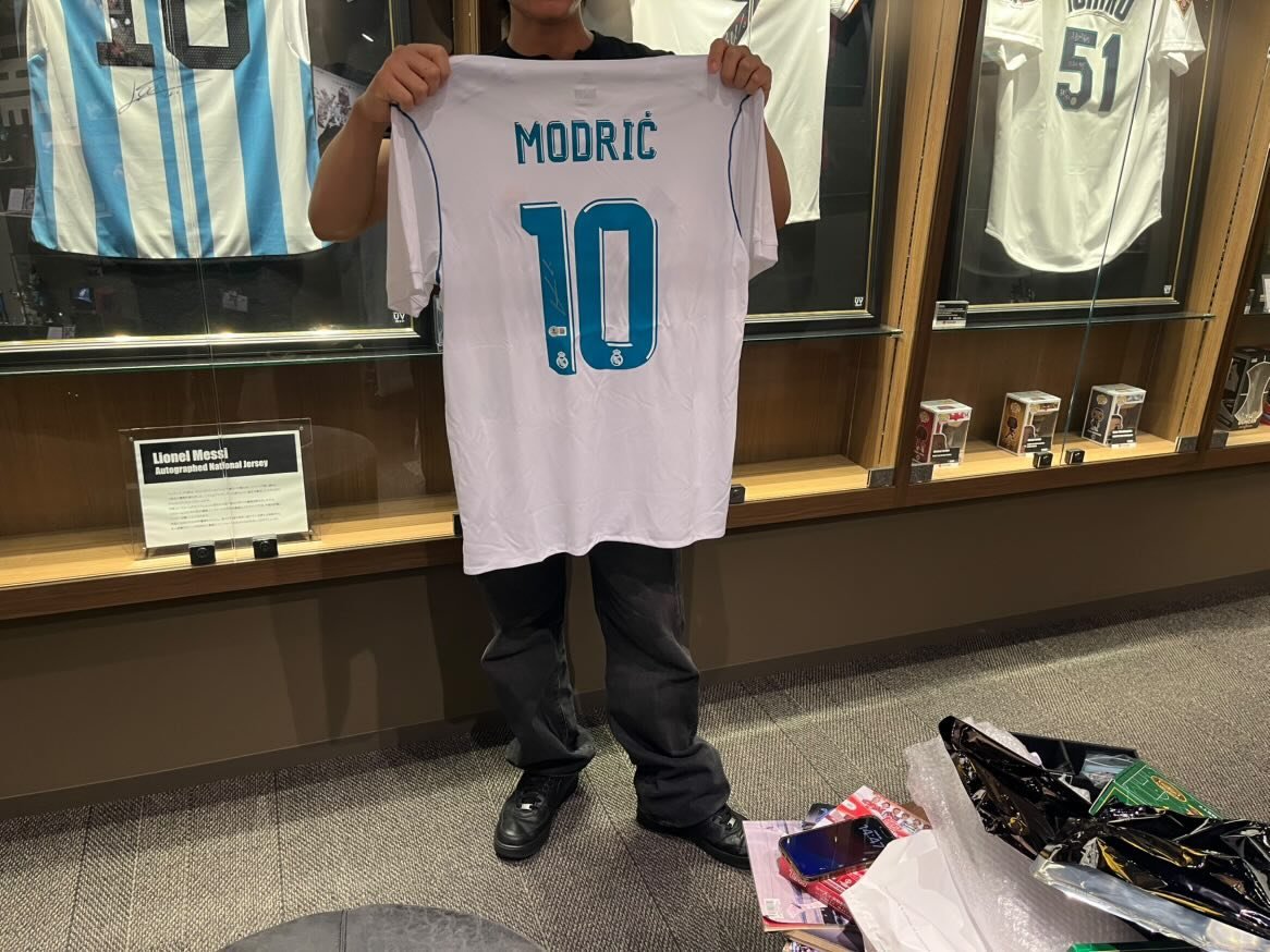 MINT名古屋 情報】 2026 MVPs MYSTERY MEMORABILIA BOX SIGNED SOCCER