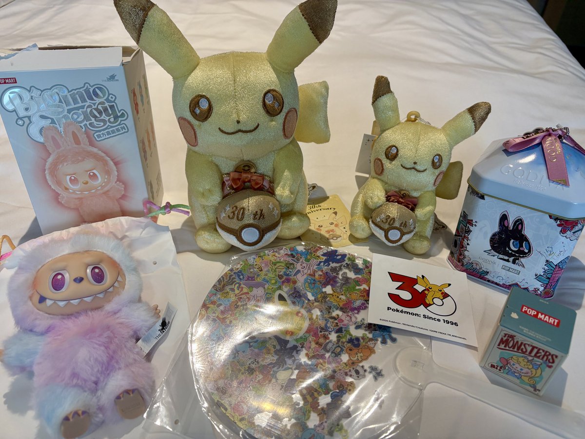 selam_egg's tweet photo. 30thのピカチュウいたので買ってきました👀✨
ラブブもげっと！ https://t.co/hDdk3DtWHE