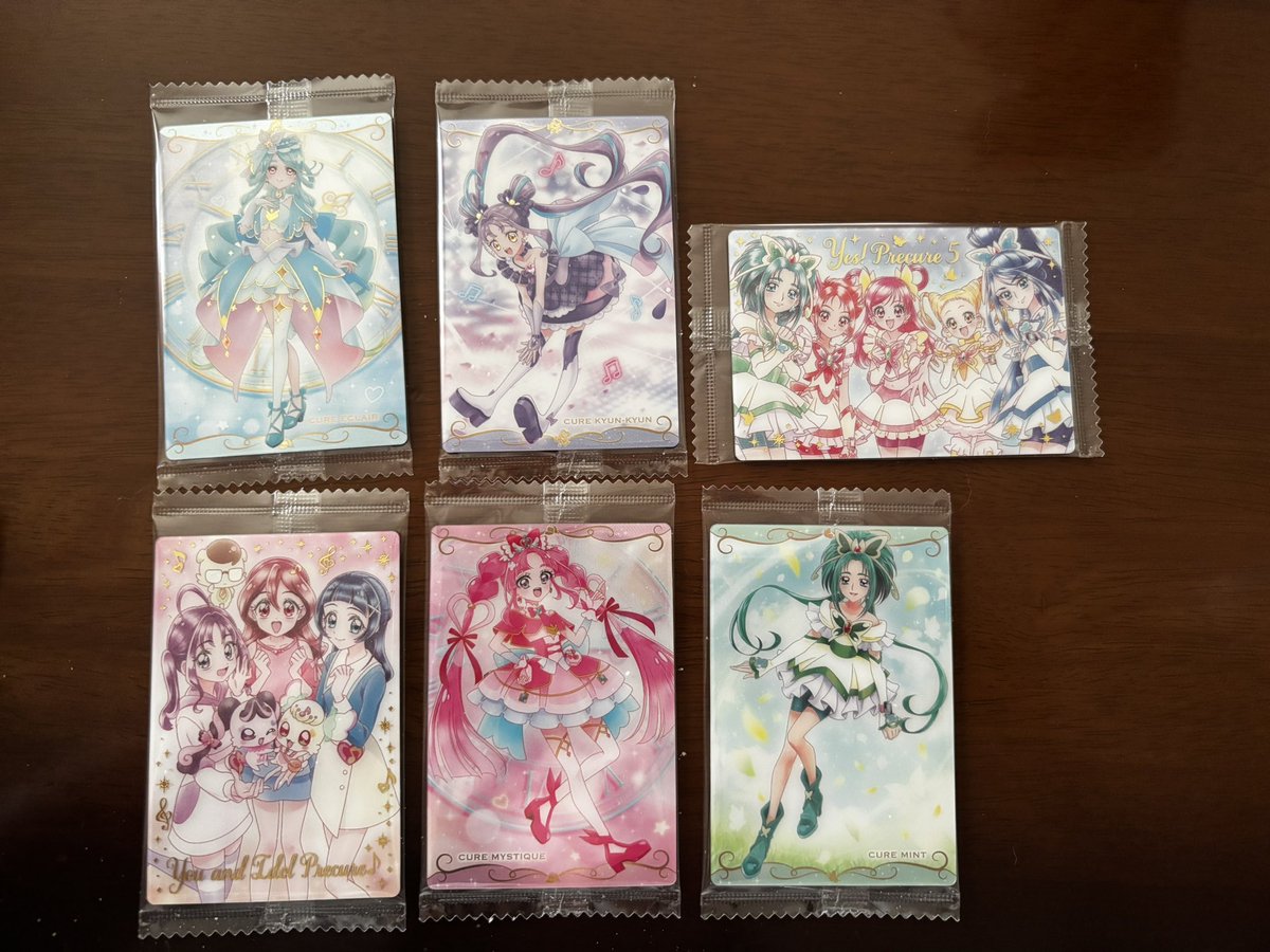 seven_seri's tweet photo. とりあえず6袋開けた https://t.co/TGjPkbfQ55
