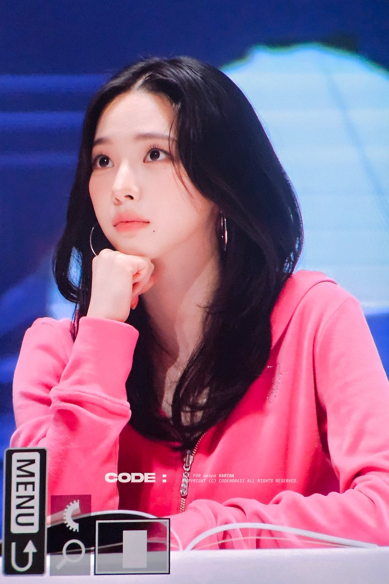 code000411's tweet photo. 260704

#카리나 #Karina #에스파 #aespa https://t.co/37BIaRm221