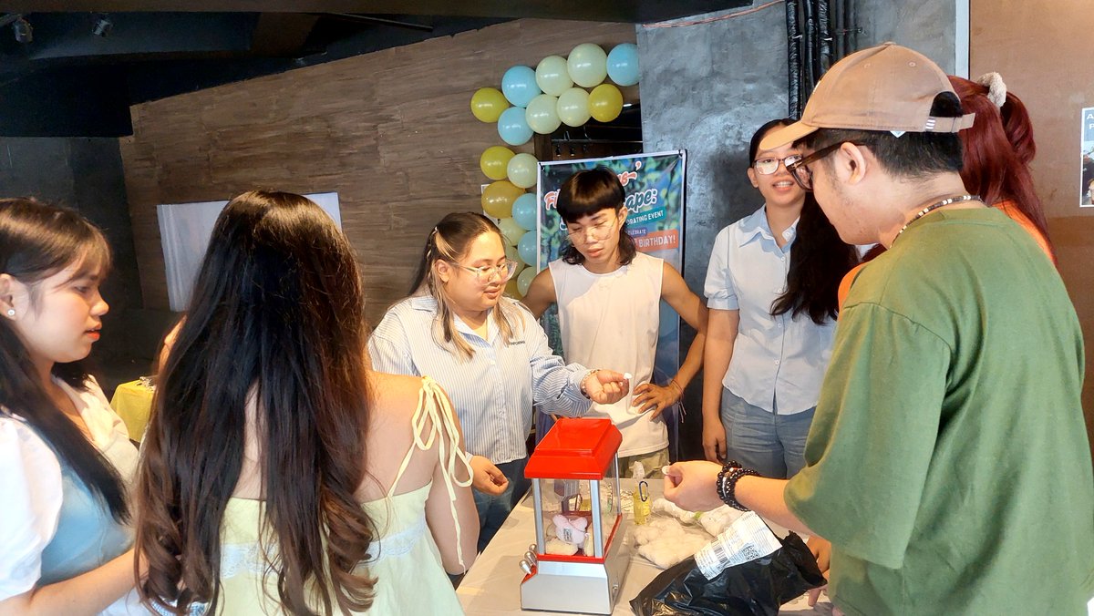 FiloNarawins's tweet photo. Happening right now here at Coffee pages for Phuwin birthday celebration. Have fun everyone! 🩵🩵 https://t.co/cuhst69zpb