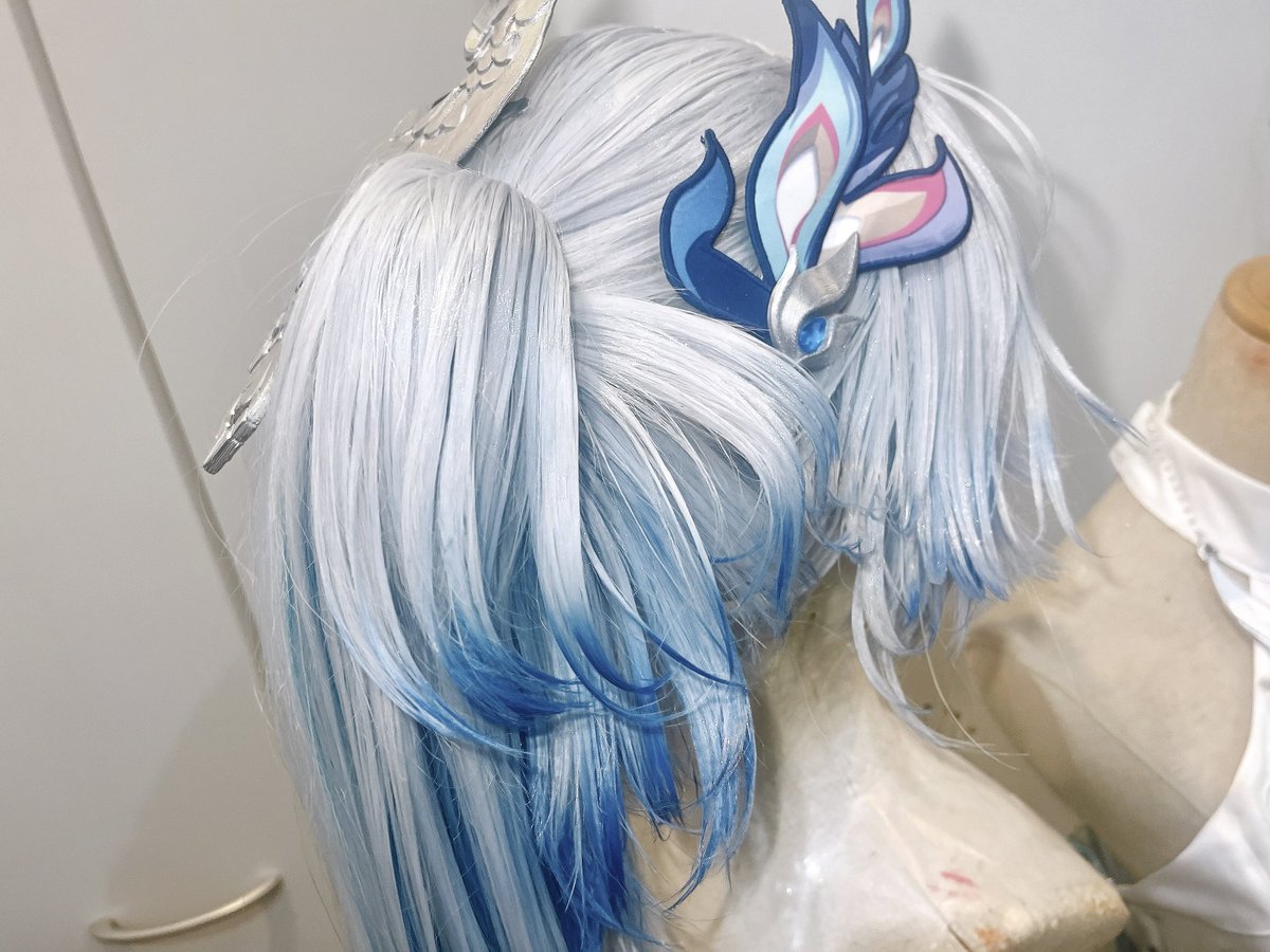 Eeen_dig21's tweet photo. 爻光のウィッグ作った🦚✨ https://t.co/3mztbLmXYM