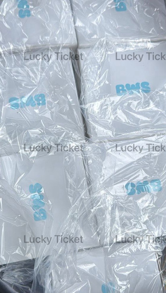 luckytickettt's tweet photo. แท่งไฟอูซอกหิ้วรอบโซล ว่าง 10 แท่งนะคะ ✨
ทันคอนไทย 100%

1,990฿ ส่งฟรีค่ะ 
ทักไลน์สำหรับสั่งซื้อได้เลยนะคะ 🤍

#BYEONWOOSEOK_TOUR_in_BANGKOK 
#ByeonWooSeok 
#บยอนอูซอก
#thesecretlibrary_in_bangkok https://t.co/GT0KKcihbL