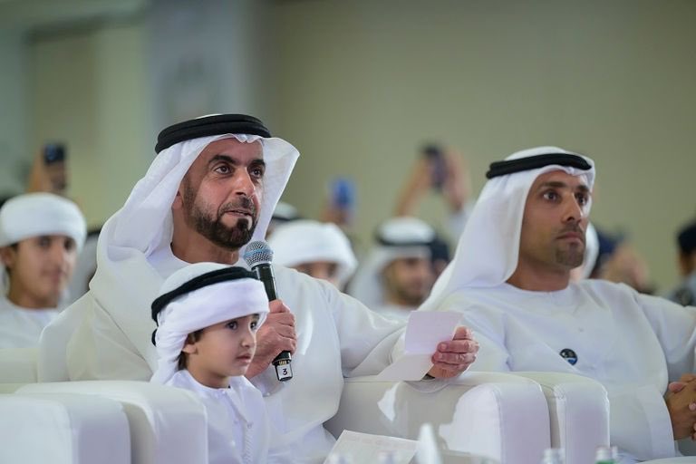 ae_wasl's tweet photo. الأب الحنون 🤍

"الأسرة الإماراتية هي مشروع وطني بتم تصنيعه يوميًا في كل منزل إماراتي"
الأسرة هي منبع القيم والهوية الوطنية والولاء والإنتماء" 
- سيف بن زايد #عام_الأسرة https://t.co/EZuWtOHG7t