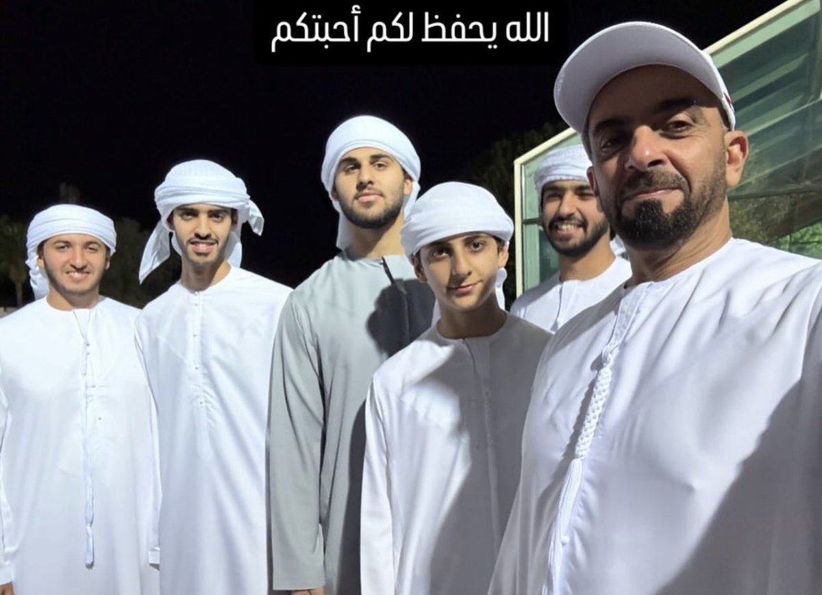 ae_wasl's tweet photo. الأب الحنون 🤍

"الأسرة الإماراتية هي مشروع وطني بتم تصنيعه يوميًا في كل منزل إماراتي"
الأسرة هي منبع القيم والهوية الوطنية والولاء والإنتماء" 
- سيف بن زايد #عام_الأسرة https://t.co/EZuWtOHG7t