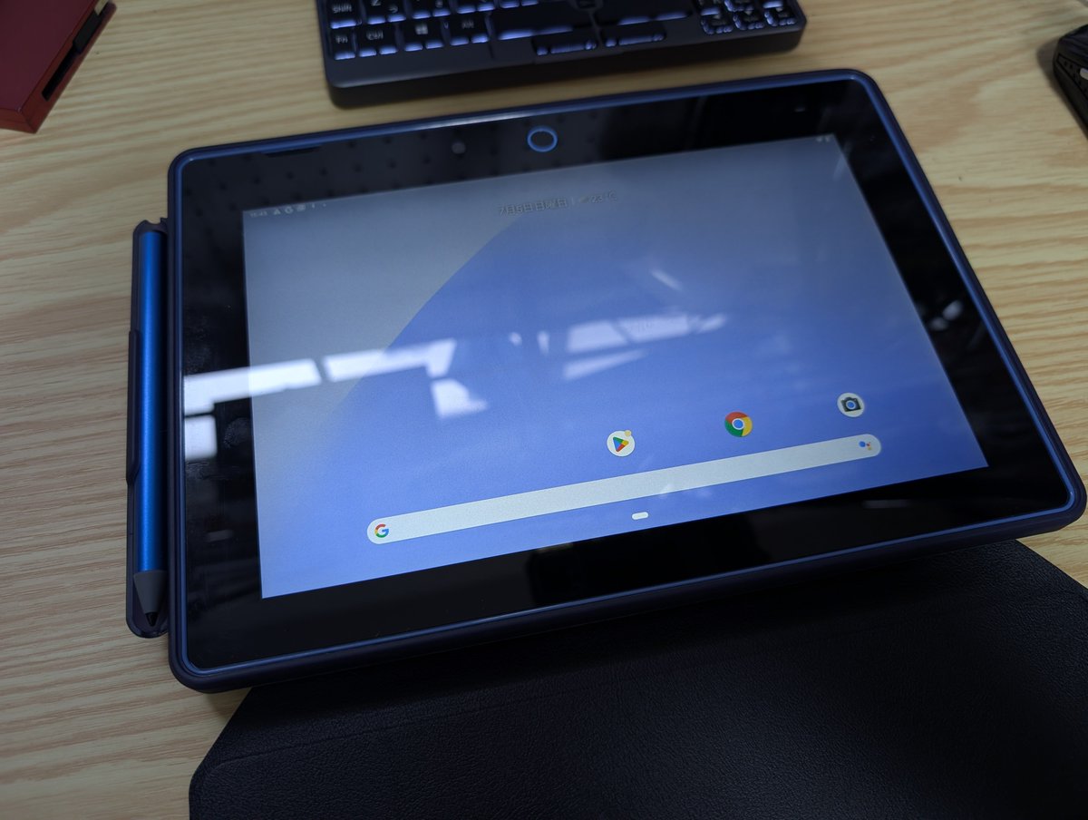 miro_twit's tweet photo. 進研ゼミのチャレンジタッチを中古で入手。
魔改造してAndroidタブレットにしましたｗ
筆圧対応のタッチペンも使えるし2000〜3000円くらいで手に入ります。
まあスペッククソすぎるのでかなり用途は限られますｗ https://t.co/aiGdBQLCQ3