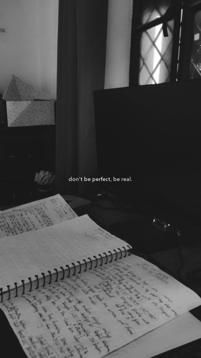 Humourator's tweet photo. i love writing in rainy days https://t.co/kURnVd6Re2