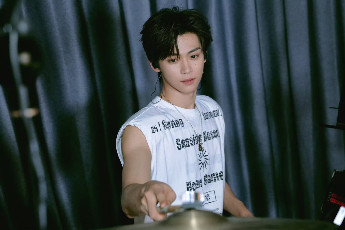 hanninnn10's tweet photo. ZIYU STUDIO WEIBO UPDATE
#Ziyu #Ziyus24thBirthdayLoading Wishes are coming true early! Come and knock away your unhappiness with Xiaoyu @我是梓渝_ 🥁!
https://t.co/D0r7txrAMc
#梓渝
#SpeedLittleFish #HappyBirthdayZiyu0706 https://t.co/9F2yekxzin