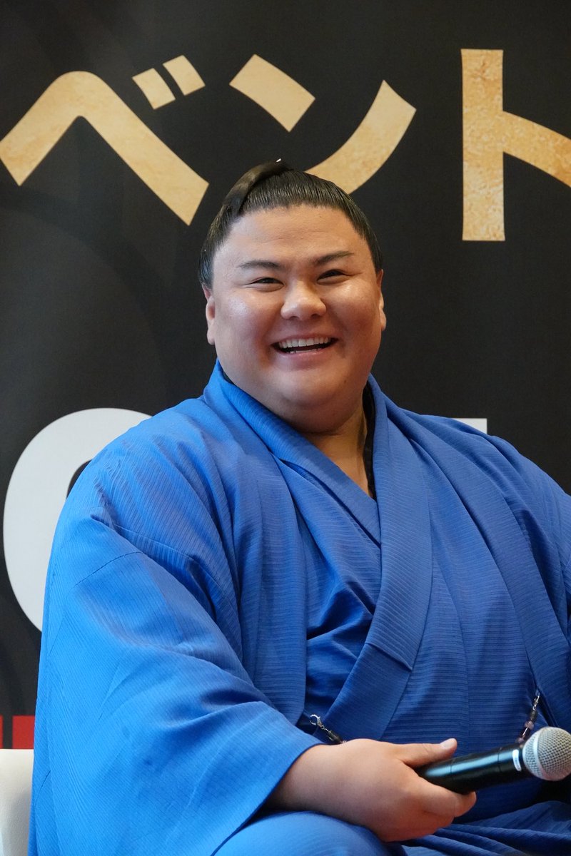 taro2taro's tweet photo. #伊勢ヶ濱部屋 #熱海富士関 #義ノ富士関 ZENTでトークショーでした。 https://t.co/ZbUetncIY3