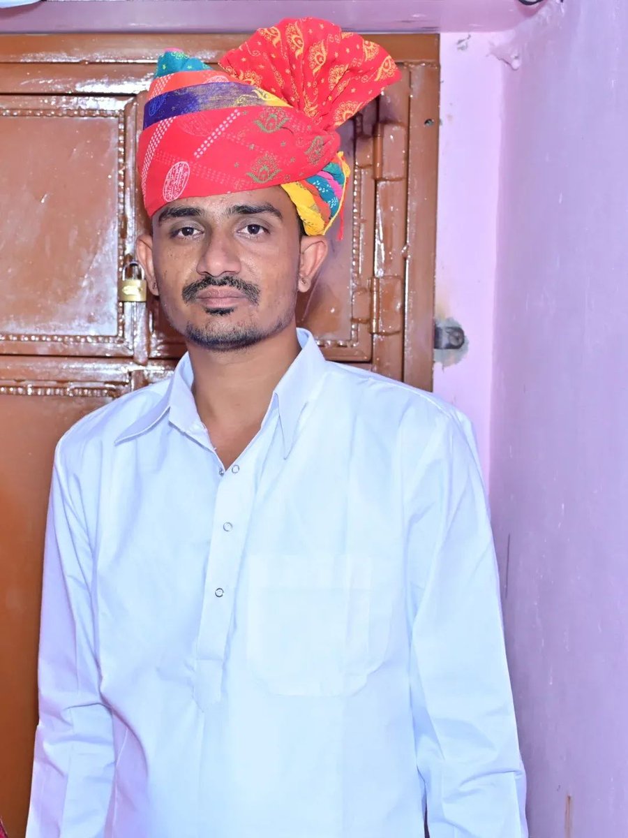 NChotala's tweet photo. नागौर लोकसभा क्षेत्र से RLP सोशलमीडिया टीम के मजबूत योद्धा, युवा दिलों की धड़कन, सोशलमीडिया के बेताज बादशाह छोटे भाई सुरेन्द्र भाकल को जन्मदिवस की हार्दिक बधाई एवं शुभकामनाएं @surendrabhakal9 @TeamRLPorg https://t.co/KTdMyOwkWd
