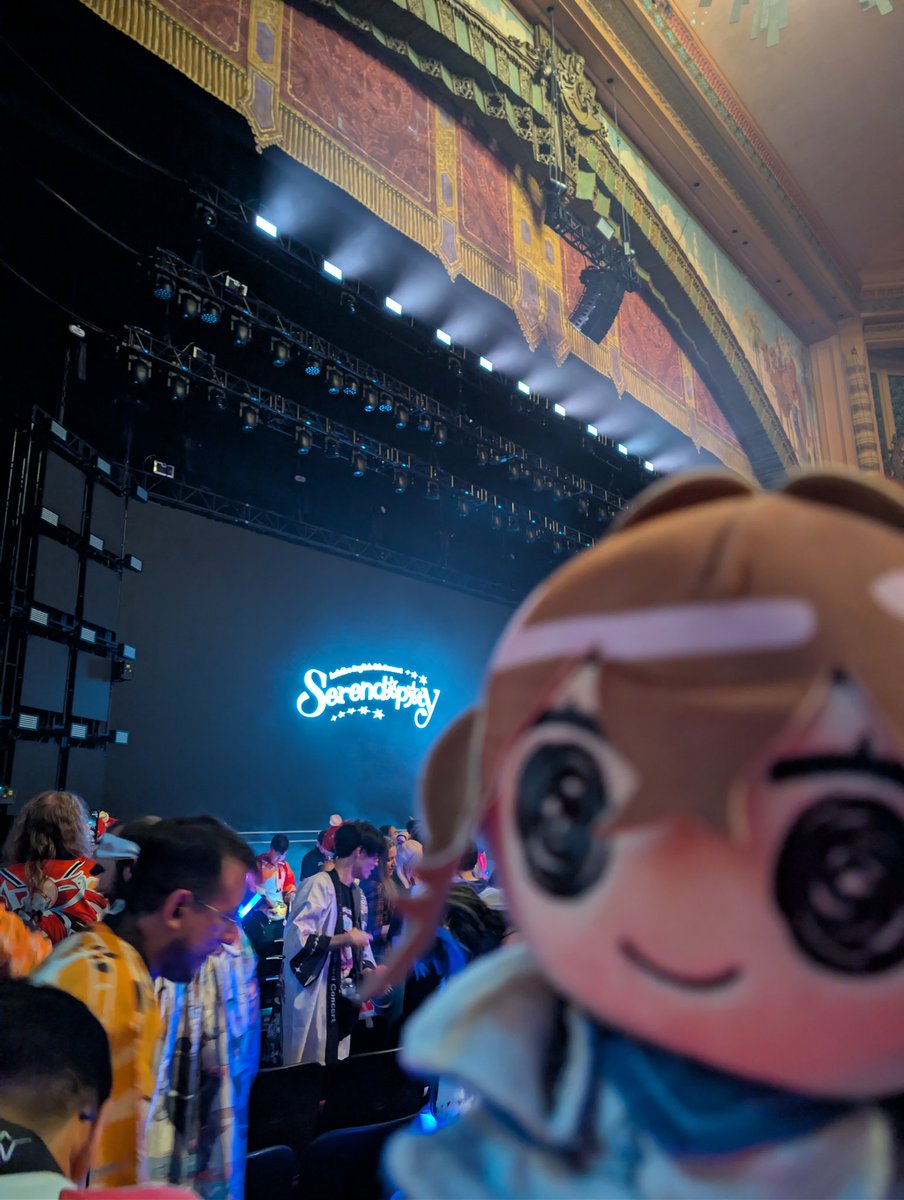 ZomBrye's tweet photo. What a fantastic opener to #holoSerendipity day 2, crazy setlist and amazing singing, i was jumping and shouting the entire time! The girls really shone bright this year as well! https://t.co/6xucy7uQuN