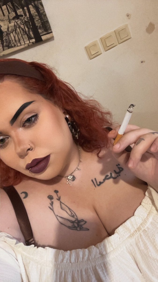 MoneyMissdu76's tweet photo. Où es mon petit Moneyslave du matin là ? 😏
#moneyslave #soumis #findom #esclave #misstress #Domina https://t.co/WQ9kgUPVLh
