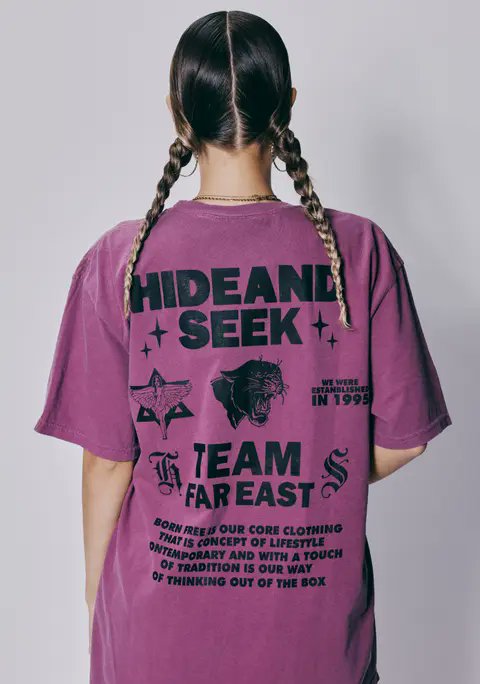 LOOPHOLETW's tweet photo. "HIDE AND SEEK" プリントTシャツ各種発売中!
グラフィックに定評のある同ブランドならではの
デザインが存分に楽しめるアイテムが揃いました。
本格的な夏はもうすぐそこ!ぜひチェックしてみて下さい。
商品の詳細はこちら
https://t.co/1WlRT0RUaw
#loophole
#ハイドアンドシーク
#夏tシャツ https://t.co/FHSMX5yAzj