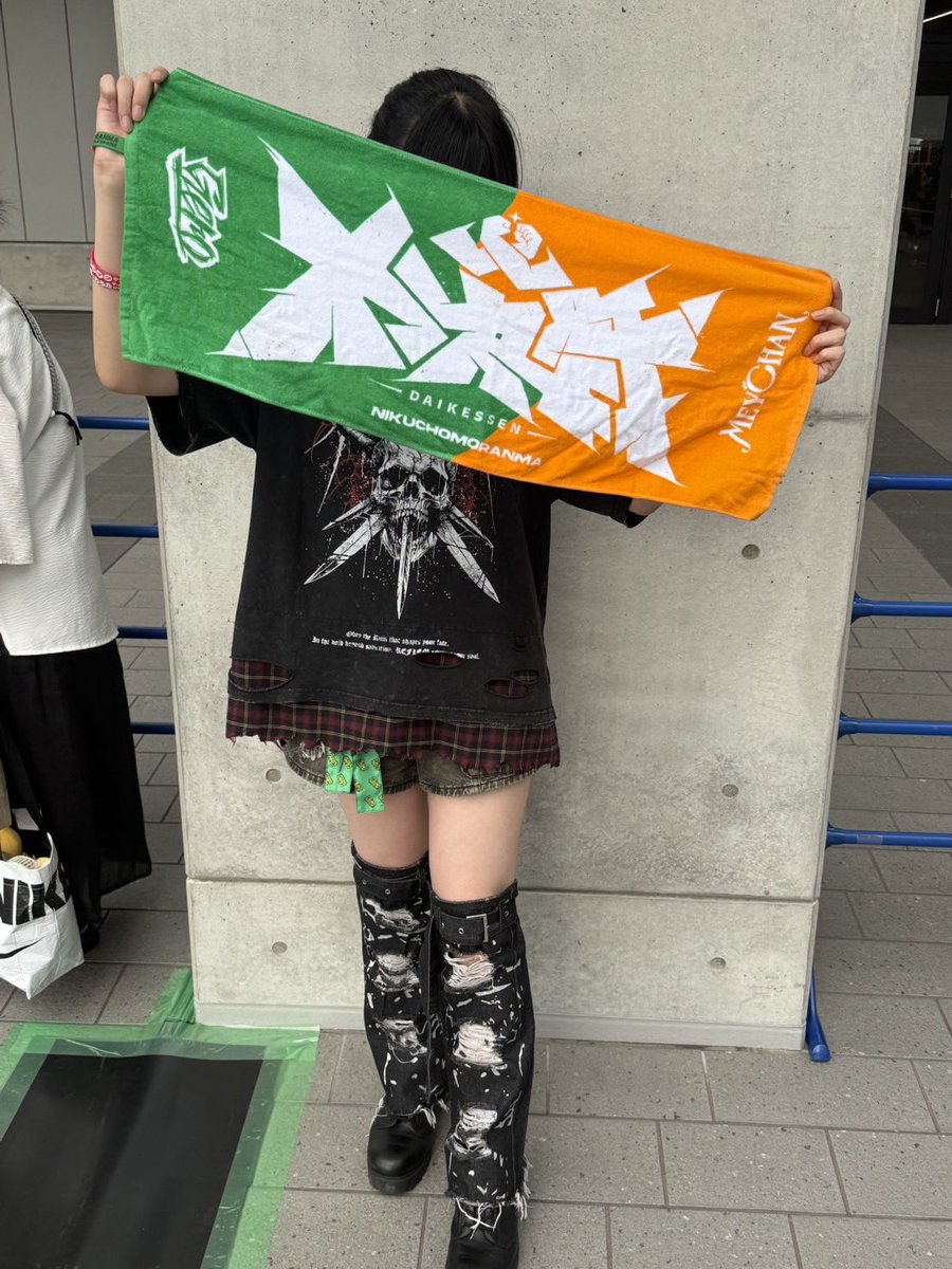 桜花 tweet media