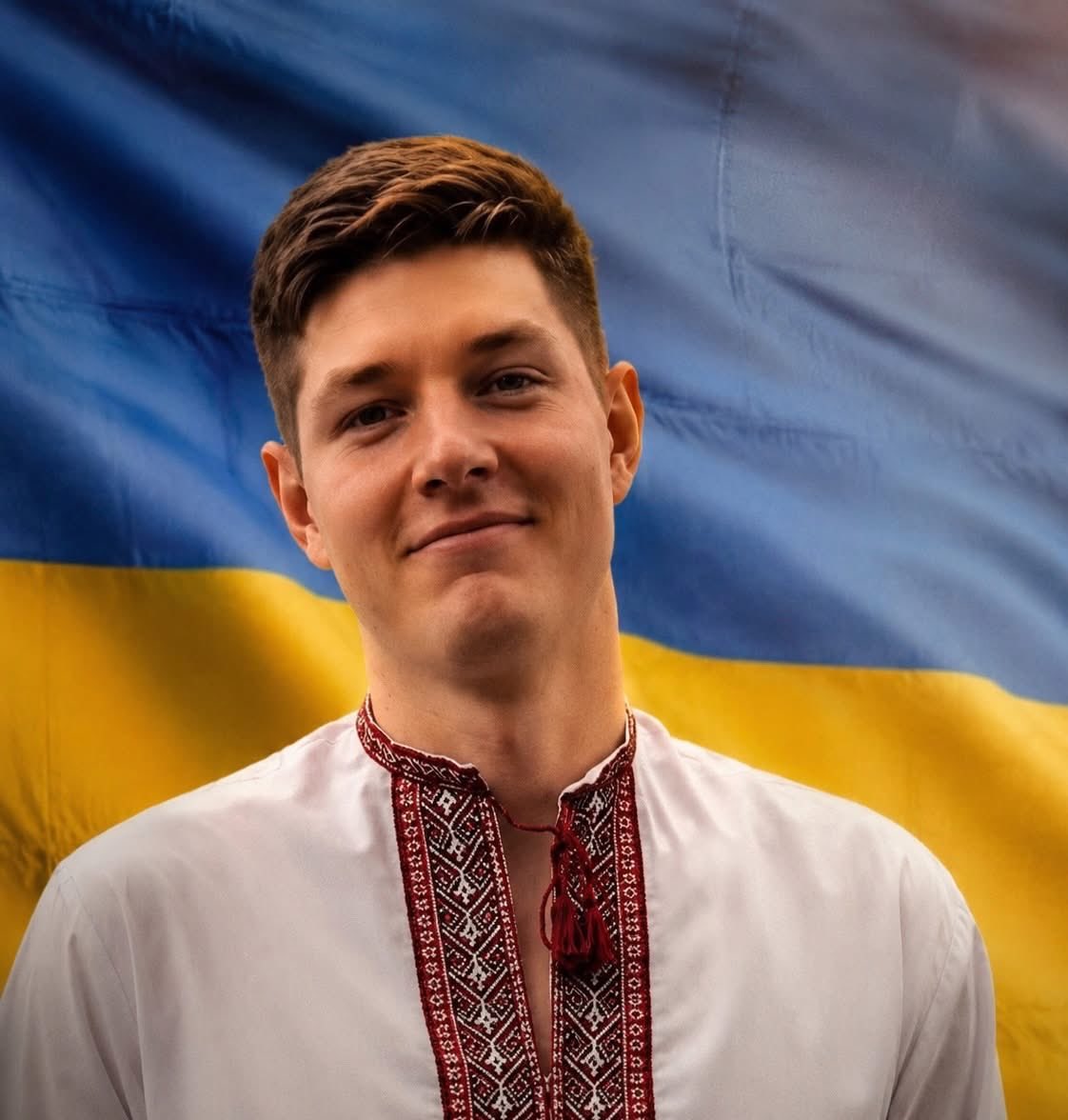 volodarskijo's tweet photo. «Мій син
Загинув як Герой під час виконання священного обовʼязку за свободу України. 
Це дуже дорога ціна для мене.
Єдиний, найкращий в світі син!
Він в перший день війни написав заяву на роботі в Люблінській міській раді і приїхав на захист до дому .
Це для мене подвиг і рішення справжнього чоловіка. 
Серце моє розбите. 
Ти завжди був для мене прикладом і натхненням.»

«Ти моя Гордість. Ти неймовірний. Мій Герой, мій коханий. Моя підтримка та опора. Моя сила й дух. Таких, як ти, не буває. Я завжди пишалась тобою, твоєю мужністю, силою, цілеспрямованістю, відвагою, хоробрістю. Твоєю красою, твоєю добротою. 
Ти був та є справжнім прикладом для мене та всіх нас, і я завжди тягнулась за тобою. Я захоплююсь тобою. Так не мало бути, ти заслуговуєш на щасливе життя. Бо Ти – цвіт нашої нації. Ти наша гордість. 
Я знаю, що відтепер ти зі мною навіки. Я відчуваю тебе поруч, я відчуваю тебе всередині. Я відчуваю твою любов та тепло, я відчуваю твої обійми. Я вірю, що одного дня я все ж прокинусь з цього жахливого сну і почую знову: «Доброго ранку, моя крихітка». Моє серце та душа болить…»
Тетяна Мялковська
Анастасія

МИКОЛА МЯЛКОВСЬКИЙ, воїн 100-ї окремої бригади Сил територіальної оборони ЗСУ.
Загинув на війні 4 грудня 2023 року.
Пам’ятаймо
