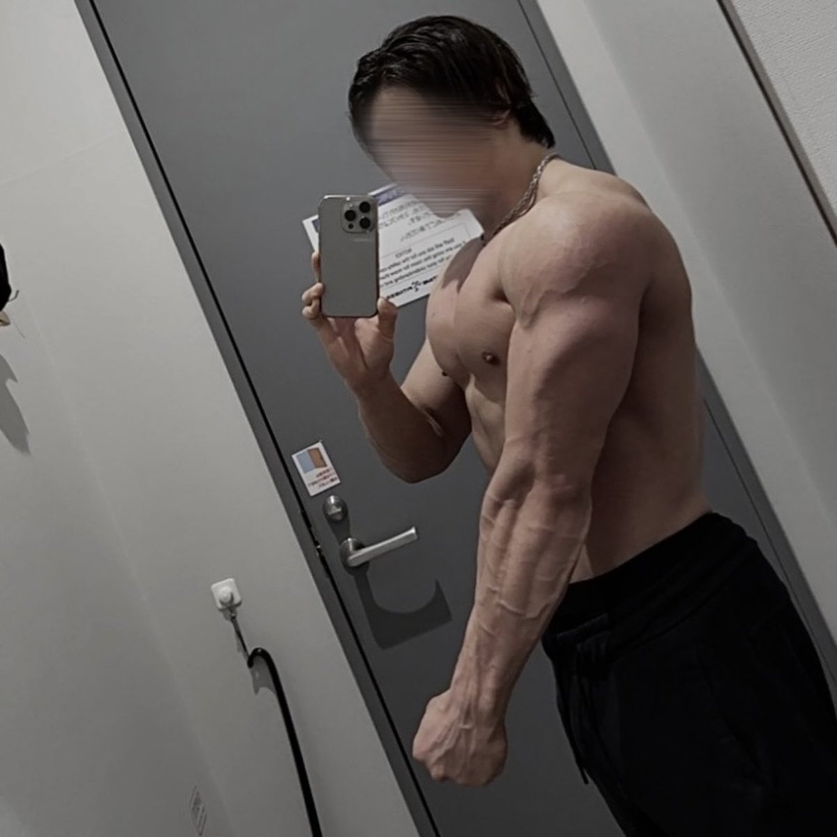 k_66969's tweet photo. 173cm
水抜きしてステージ仕上がり79kg
写真は仕上がり60% https://t.co/vPeGU2kYAH