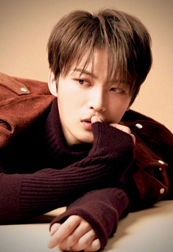 rmflarmfla2's tweet photo. 입술을 가만 못 냅둠 https://t.co/8P1mF6c8oe