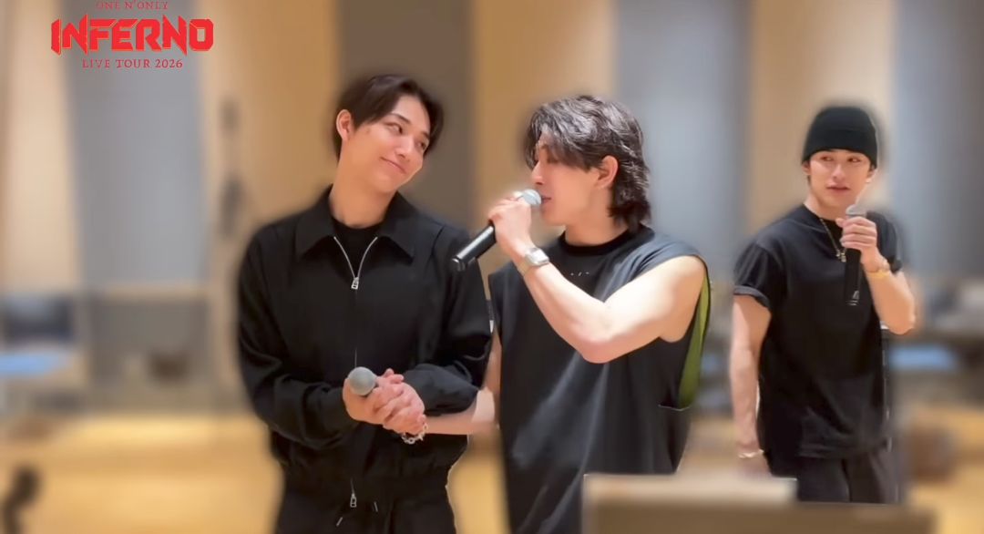 ono0615's tweet photo. 神戸2日目昼公演
なおくんから哲汰への頭ぽんぽんのみならずここの手繋ぎえいはやの再現も振ってくれたなおくんに全力感謝🙏
アンコで永玖ちゃんから手繋いでくれて、離れた後に自分の手を放心状態で見つめる颯斗さんも、それに触発されてなおくんに襲い掛かる哲汰も最高��した😇
#ワンエン  #INFERNO https://t.co/an1bqPcTvj