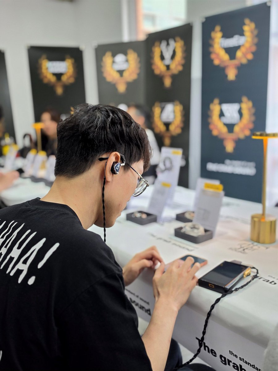 nskyaudio's tweet photo. 2026 KOREA 4TH PORTABLE WAVE AUDIO SHOW
#蔚蓝北空 #nskyaudio https://t.co/Jp0sjElCyP