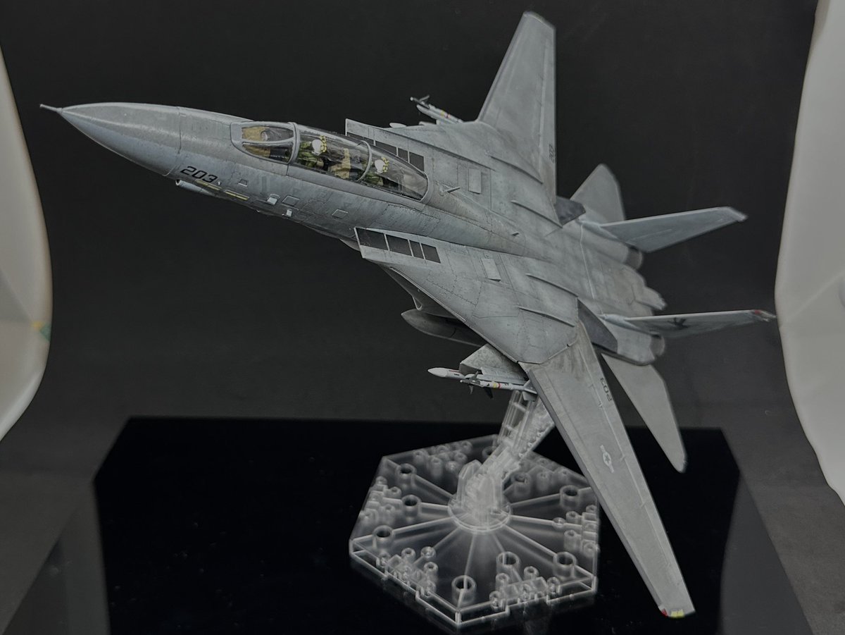 トップガン祭り ファインモールド 1/72 F-14A、完成です！ ブースに