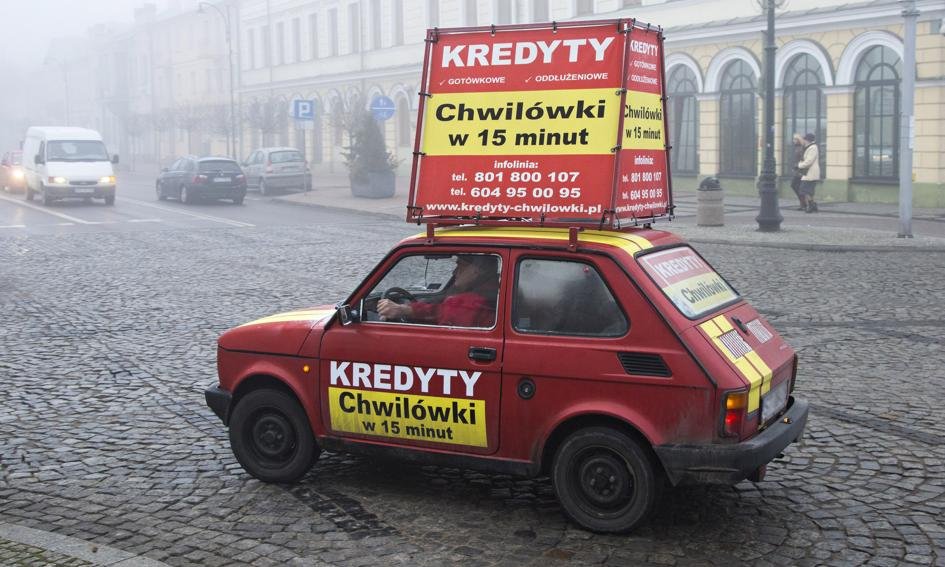 OrzelBartlomiej's tweet photo. Skończmy z bezrefleksyjnym gloryfikowaniem początku lat 2000, bo się fajnie grało w "Undergrounda 2". 

To były czasy bezrobocia, biedy, dziadostwa i likwidacji, emigracji. Dzisiejsza Polska jest krajem wielokrotnie lepszym do życia i dorastania. I nie, nie mieszkaliśmy w jeziorze.