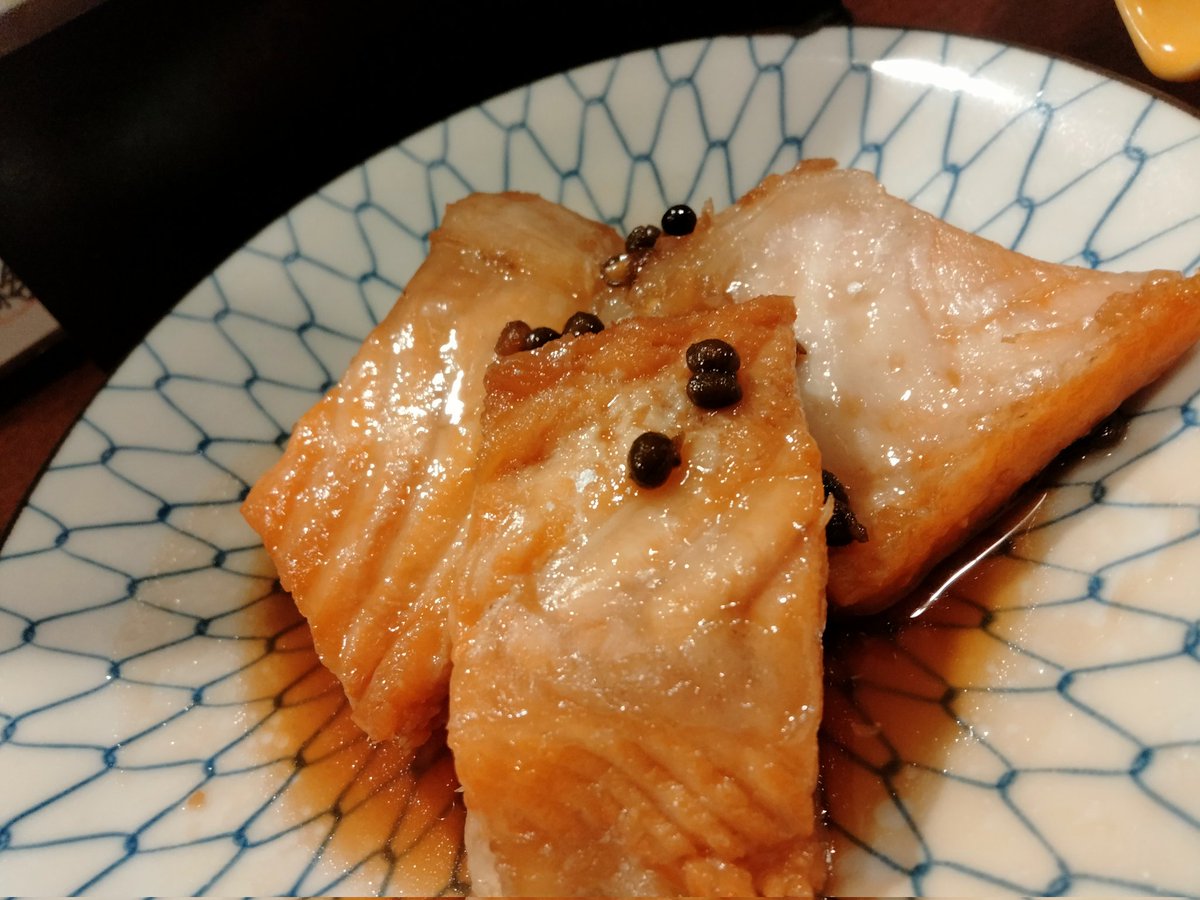 SFG2719's tweet photo. スポットの作業が終わり昼飯を兼ねた飲みに来ました
#徳田酒店 https://t.co/K75VDhuYTL