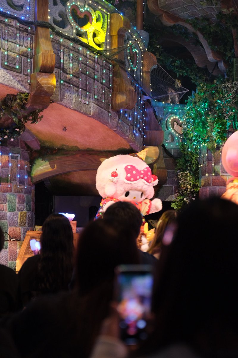 TakagiTravel's tweet photo. @vv__official #ピューロランドに行ってやってみたいこと

クロミ様に会いたーい(👧🏻娘)
ピアノちゃんに会いたいぃぃ(私) https://t.co/mcxg0kQf3J