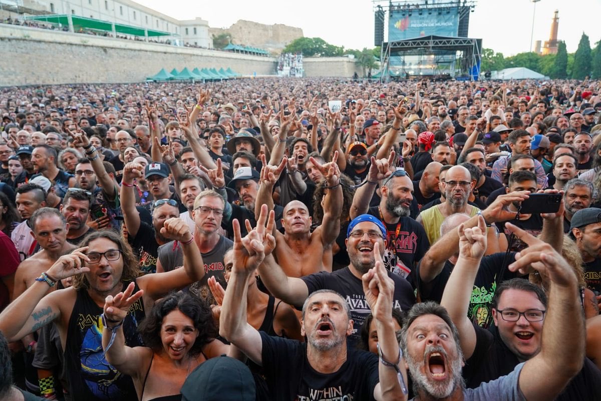 AytoCartagenaES's tweet photo. 🤯#Cartagena se consolida en la escena internacional con la histórica actuación de @IronMaiden ante 50.000 personas.

🤘🏽La mítica banda de heavy metal corona el quinto aniversario del @RockImperiumFes.

📸Las mejores imágenes en https://t.co/1S2PIsead2 https://t.co/3fYsAGtBQV