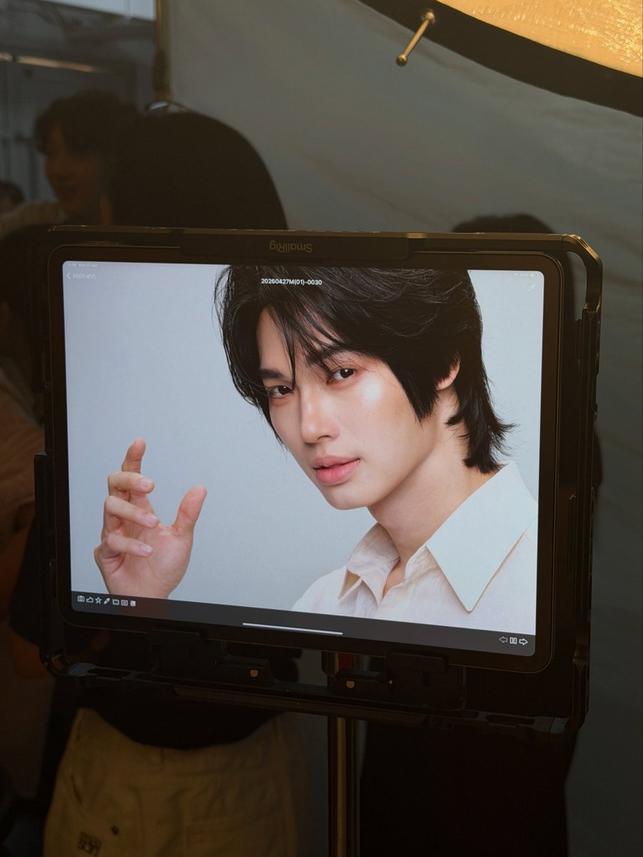 WinmetawinO's tweet photo. ผิวลูกรักพระเจ้า

#หอมละมุนกรุ่นกลิ่นมะลิ
#นมชาเขียวมะลิ
#MIXUEJasmineTea
#winmetawin https://t.co/eY5hSyDaQQ