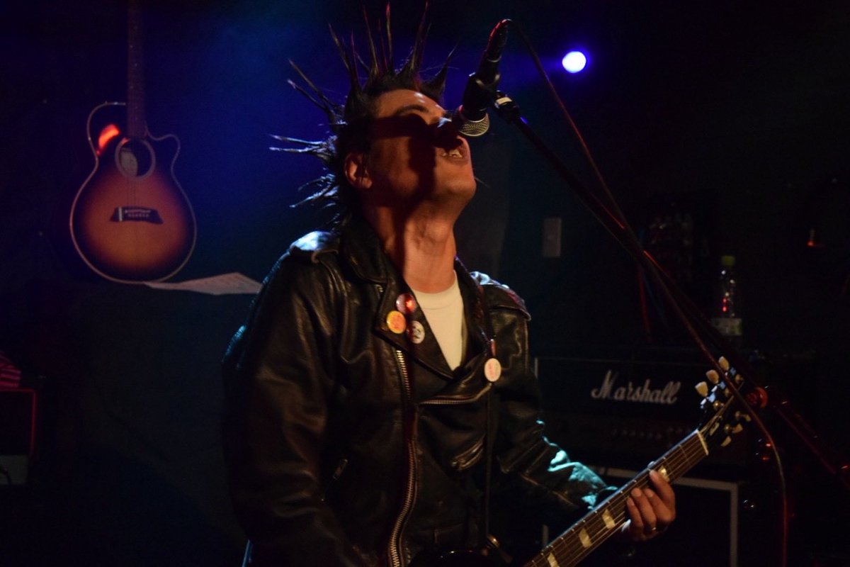 SCREAMKONG_vo's tweet photo. 6/14(日)@徳島FIGHT CLUB

『IQ69限定復活LIVE』

THANX！！！

photo@れの https://t.co/jQXOHg6oNt