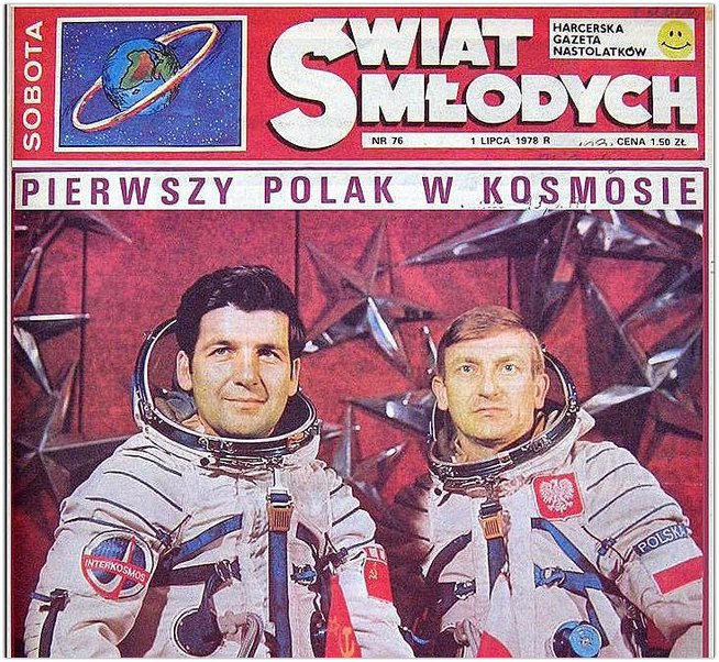 lata8290's tweet photo. 48 lat temu (5 lipca 1978) o godz. 16.31 zakończył się pierwszy lot w przestrzeń kosmiczną polskiego obywatela. Był nim major Mirosław Hermaszewski. Lot odbył na radzieckim statku kosmicznym "Sojuz 30". https://t.co/NnrdGKJKVi
