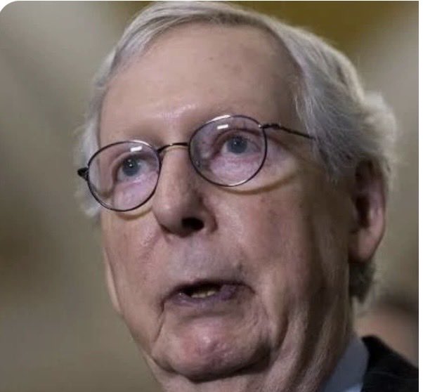 Suzierizzo1's tweet photo. Who thinks that either Mitch McConnell has passed east or is on Life Support since June 14th? This man would be voting if he were able to get into a wheelchair. Which do you think it is? 

1. He passed away 

2. He’s on life support

3. In China with his wife https://t.co/w9IeAR7lCx