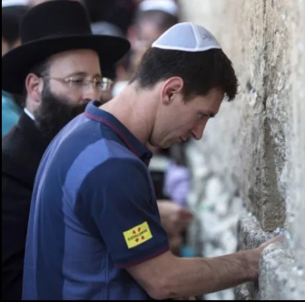 plxgrand's tweet photo. Lionel Messi https://t.co/12Cnsn1oYY