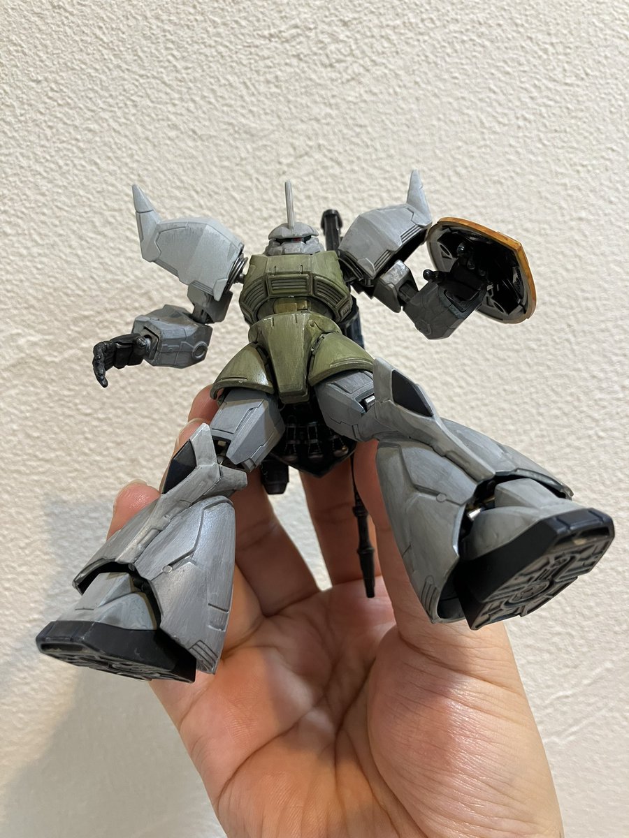 nashitarosu's tweet photo. #ガンプラ #筆塗り #Gフレーム
バックパックは迷った結果濃紺で塗ってみたけど意外に良かったかもしれない。 https://t.co/pC3wMrjE4T