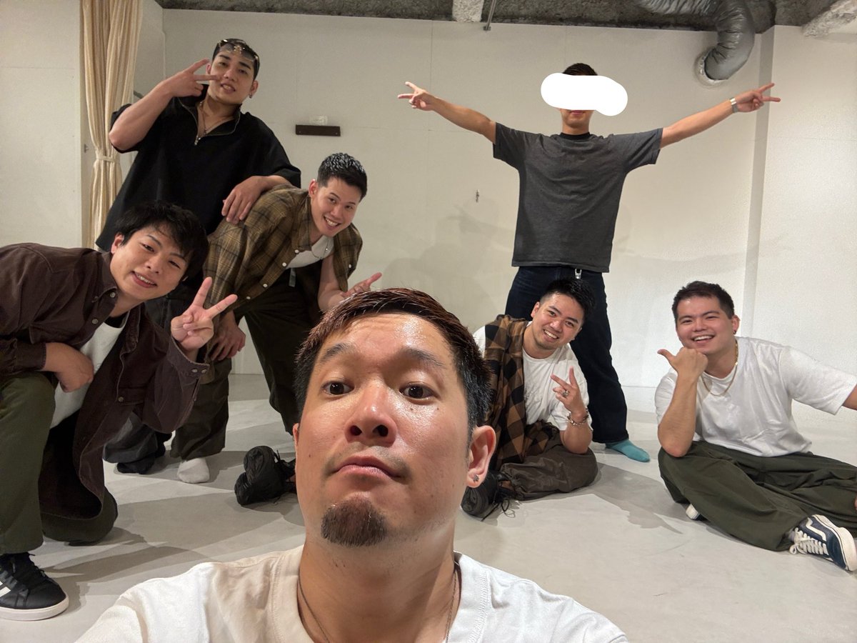 puzzle_g's tweet photo. 撮影終えて打ち上げ！！ https://t.co/Fiak3ytZBc