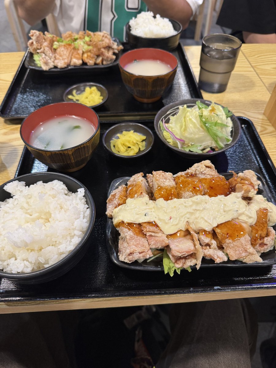puzzle_g's tweet photo. 撮影終えて打ち上げ！！ https://t.co/Fiak3ytZBc