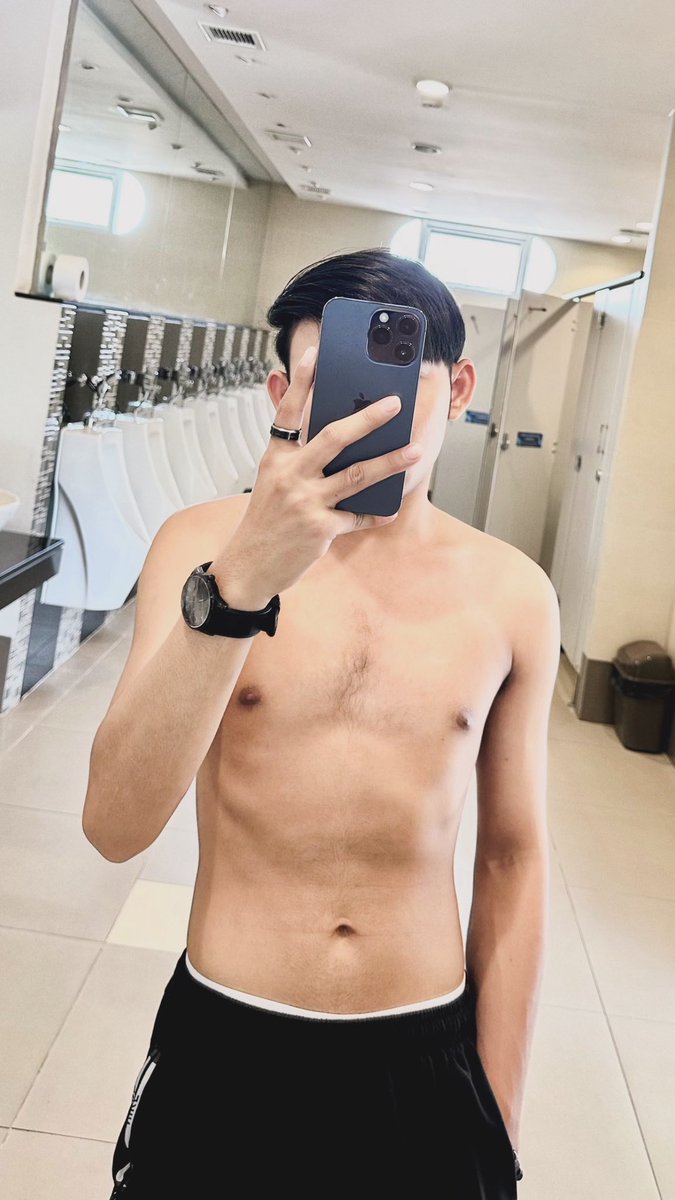 Nopnoppachai13's tweet photo. ร้อน🥵 https://t.co/tcoKVcuRwE